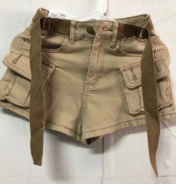 Pantaloncini Cargo Vita Alta con Cintura Integrata – Stile Utility & Streetwear