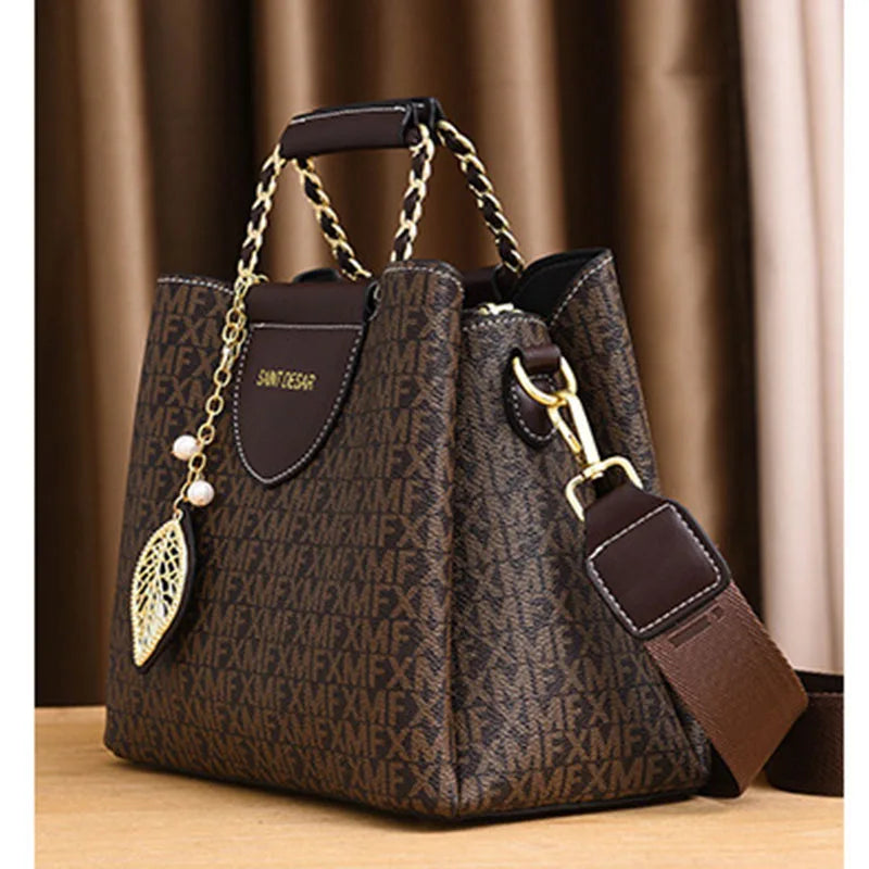 Borsa a Mano Donna con Catena Dorata – Stampa Monogramma