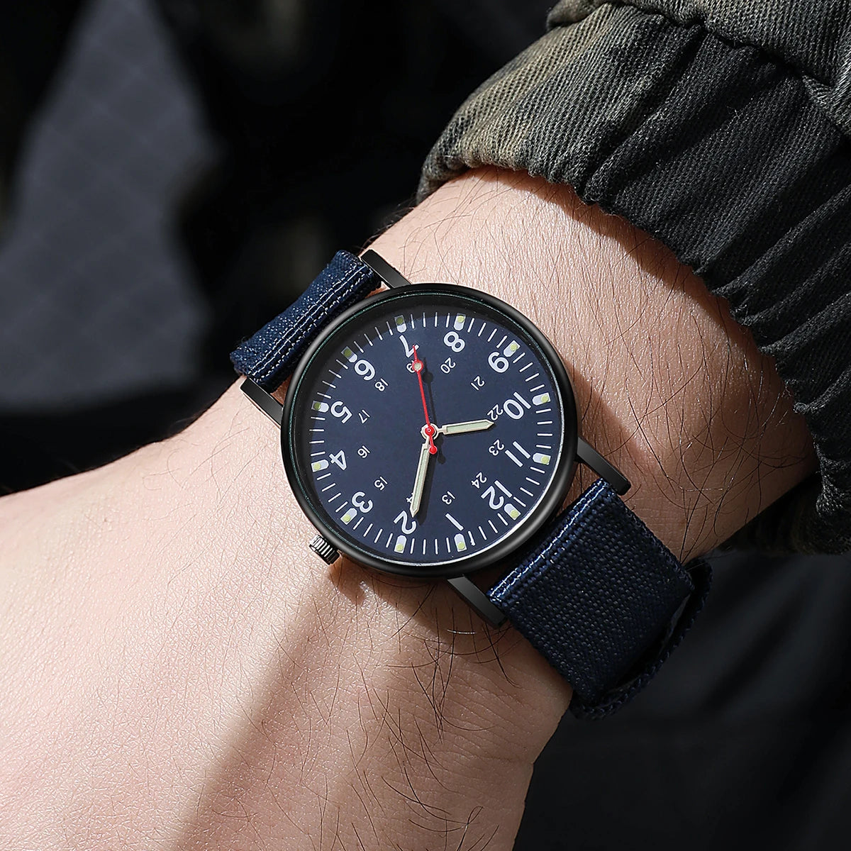 Orologio Uomo Casual Cinturino in Nylon – Resistente agli Spruzzi